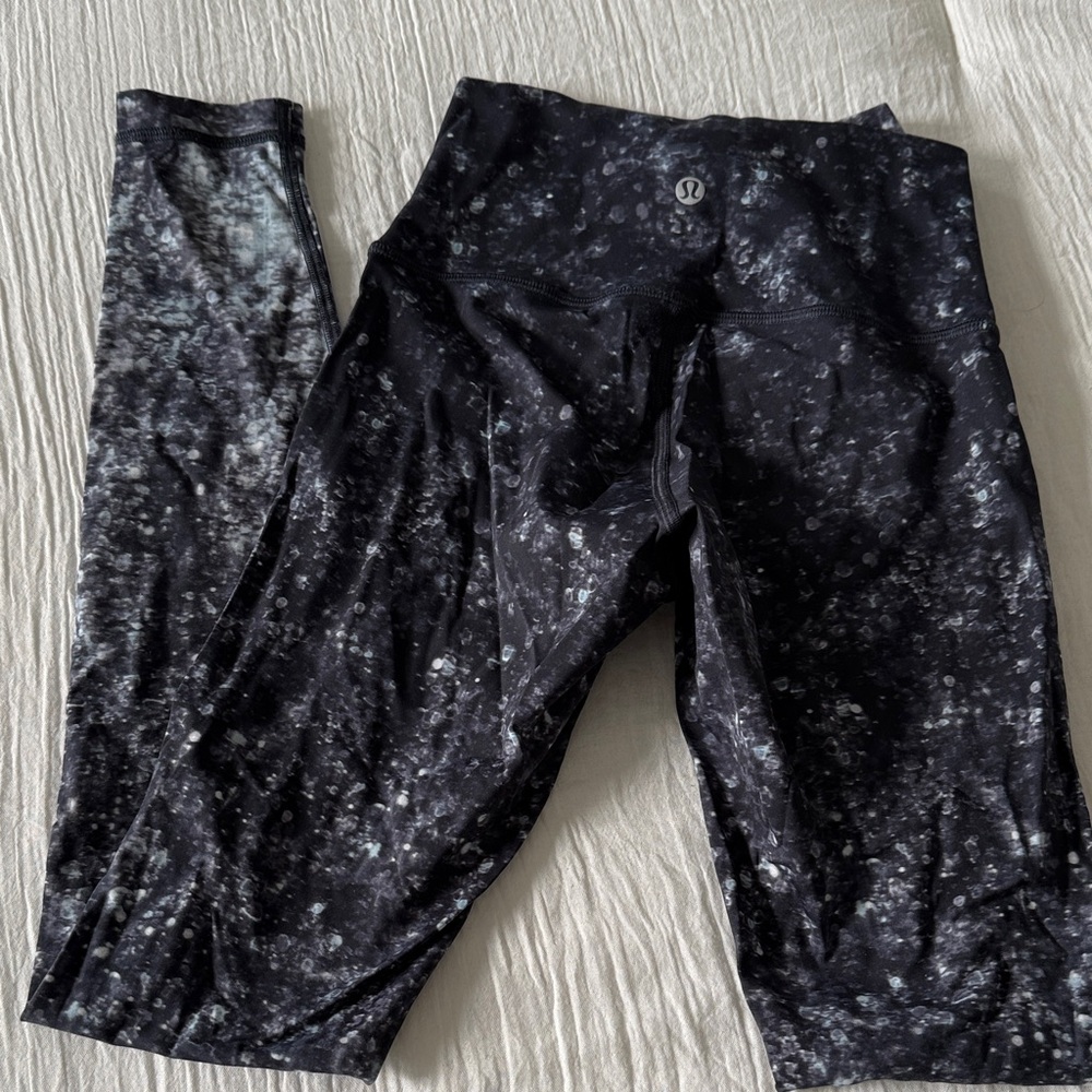 lululemon athletica women’s Speckled Black Leggings